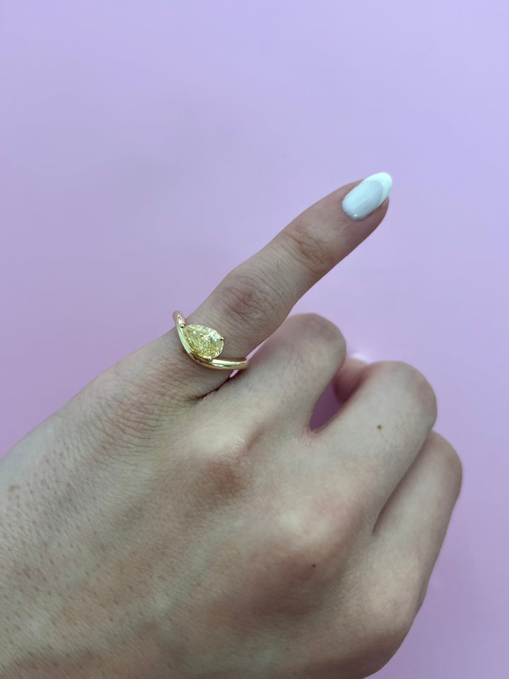 Pear Pinky Ring