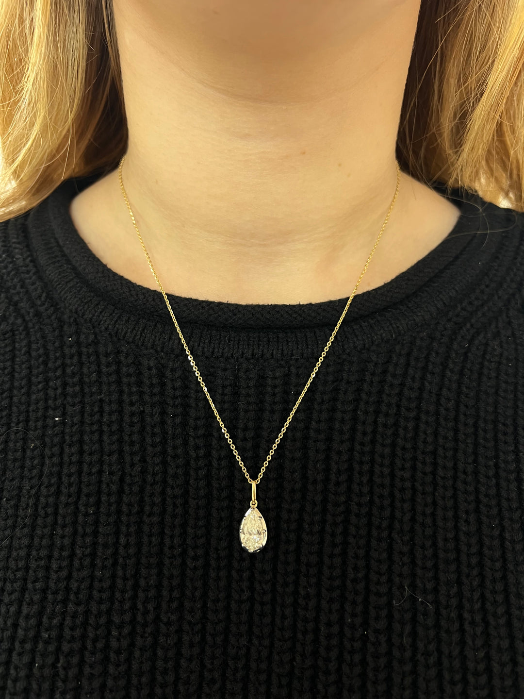 Pear Pendant on a Georgian Setting